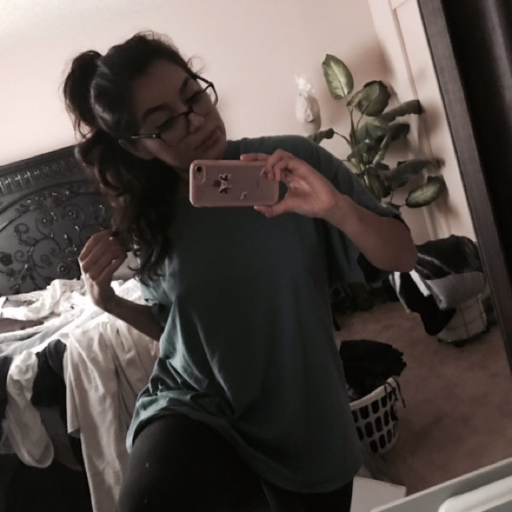 Meet your Posher, Angelica